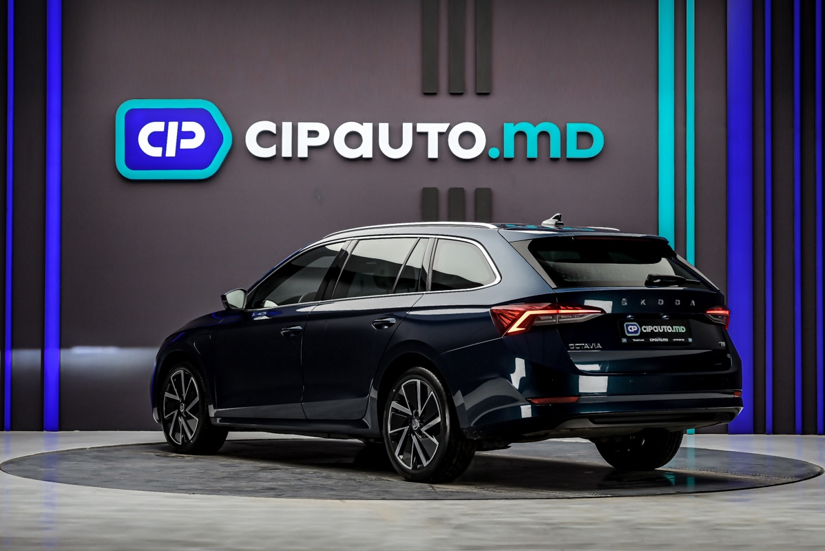 Skoda Octavia iV2021 2/14