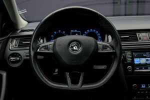 Skoda Rapid 2015 9/12