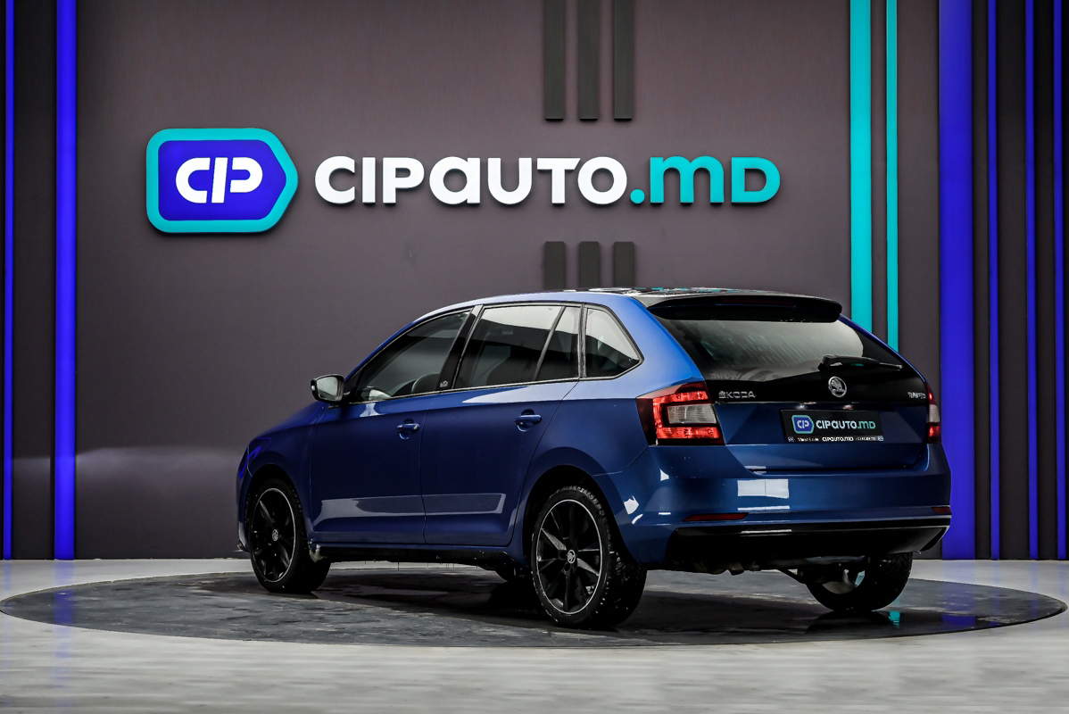 Skoda Rapid 2015 2/12