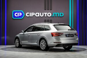 Skoda Superb iV2020 2/15