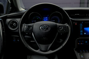 Toyota Auris 2018 9/13