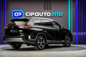 Toyota Highlander 2024 3/15