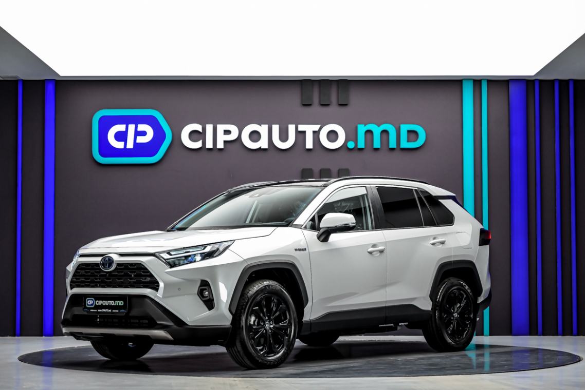 Mașina Toyota RAV 4