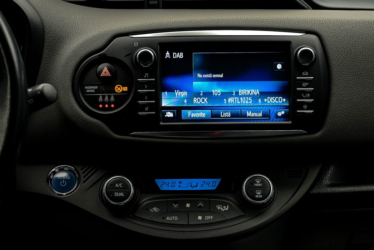 Toyota Yaris 2020 10/12