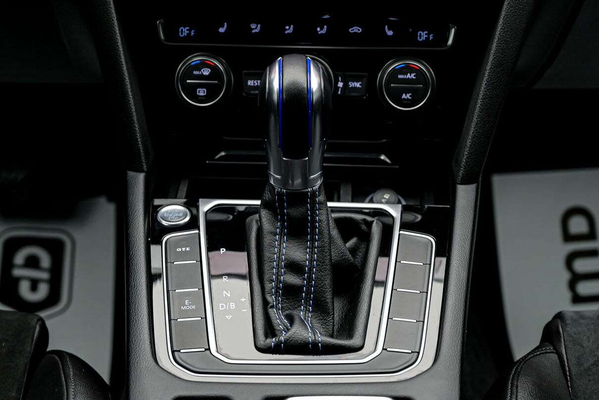 Volkswagen Passat GTE2017 11/13