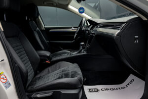 Volkswagen Passat GTE2017 6/13