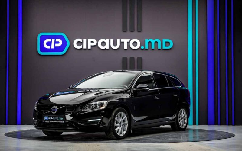 Volvo V60 2014 - 214 000 km - Plug-in Hybrid (Diesel) - Automată