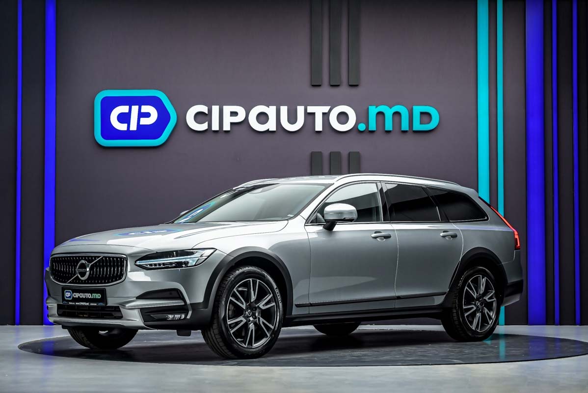 Volvo V90 Cross Country 2018 - 142 000 km - Diesel - Automată