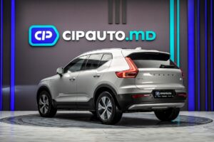 Volvo XC40 2022 2/12