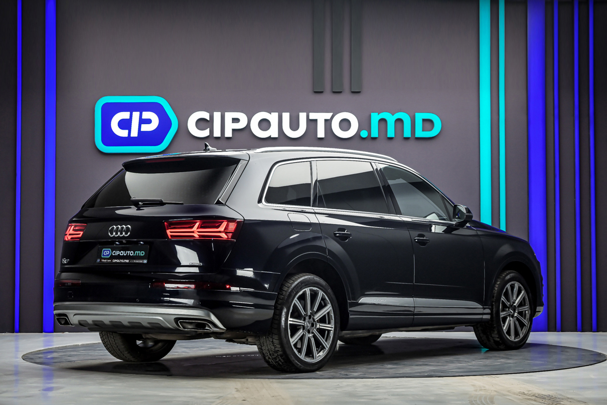 Audi Q7 2016 3/17