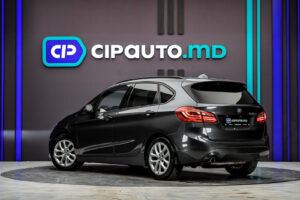 BMW 2 Series Active Tourer 2020 2/15