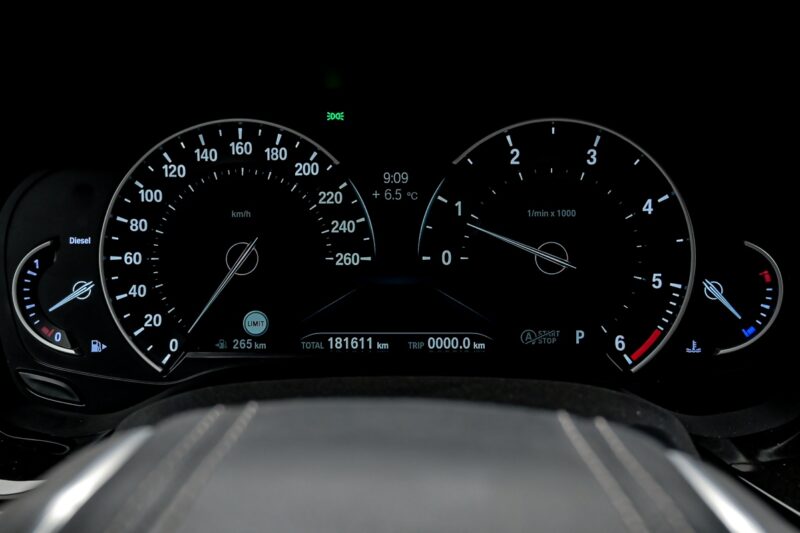 BMW 5 Series 525d2018 8/14