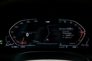 BMW 5 Series 520d2021 8/14