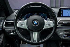 BMW 7 series 2020 9/17