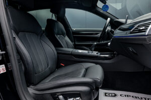 BMW 7 series 2020 6/17