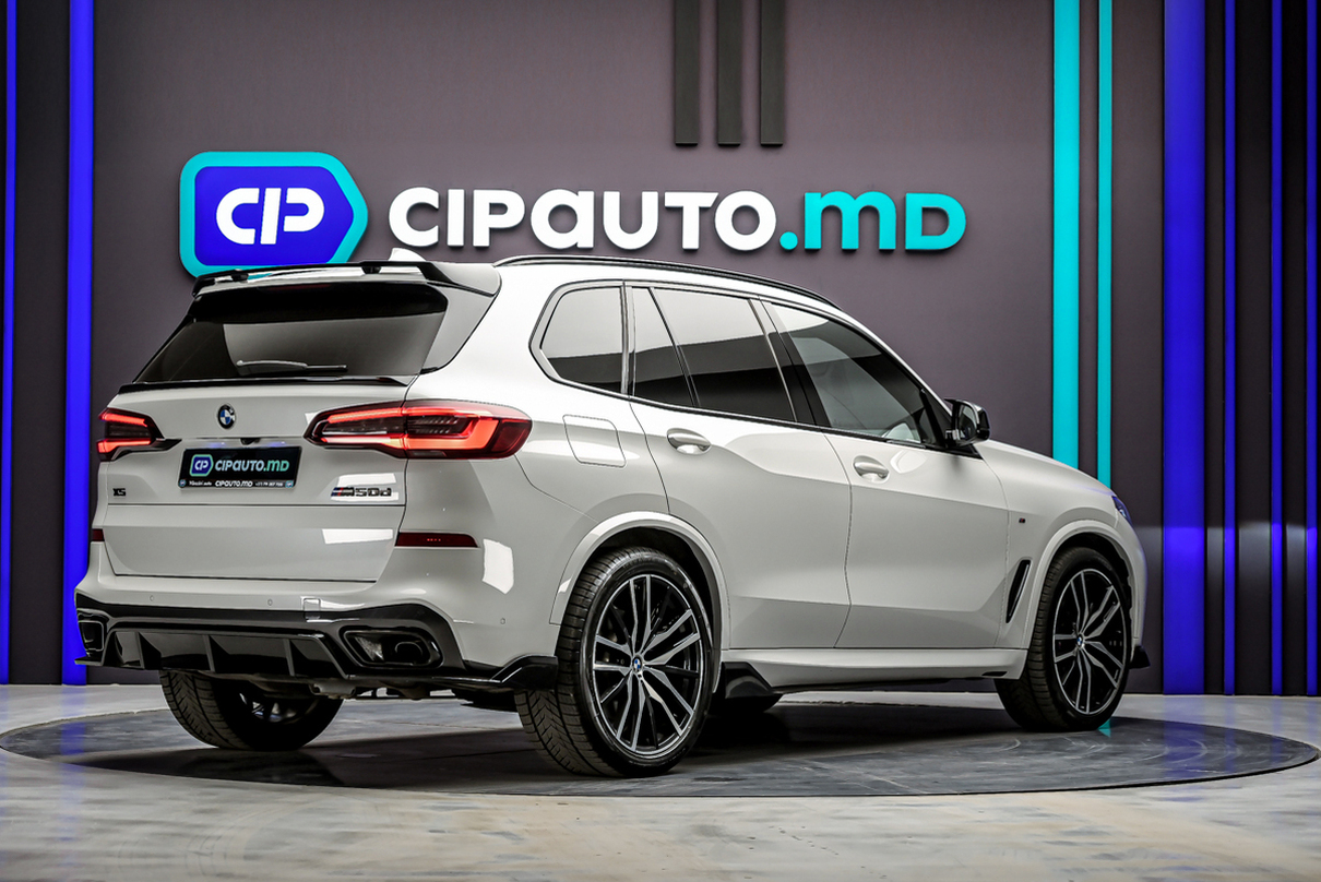 BMW X5 M50d2020 3/16