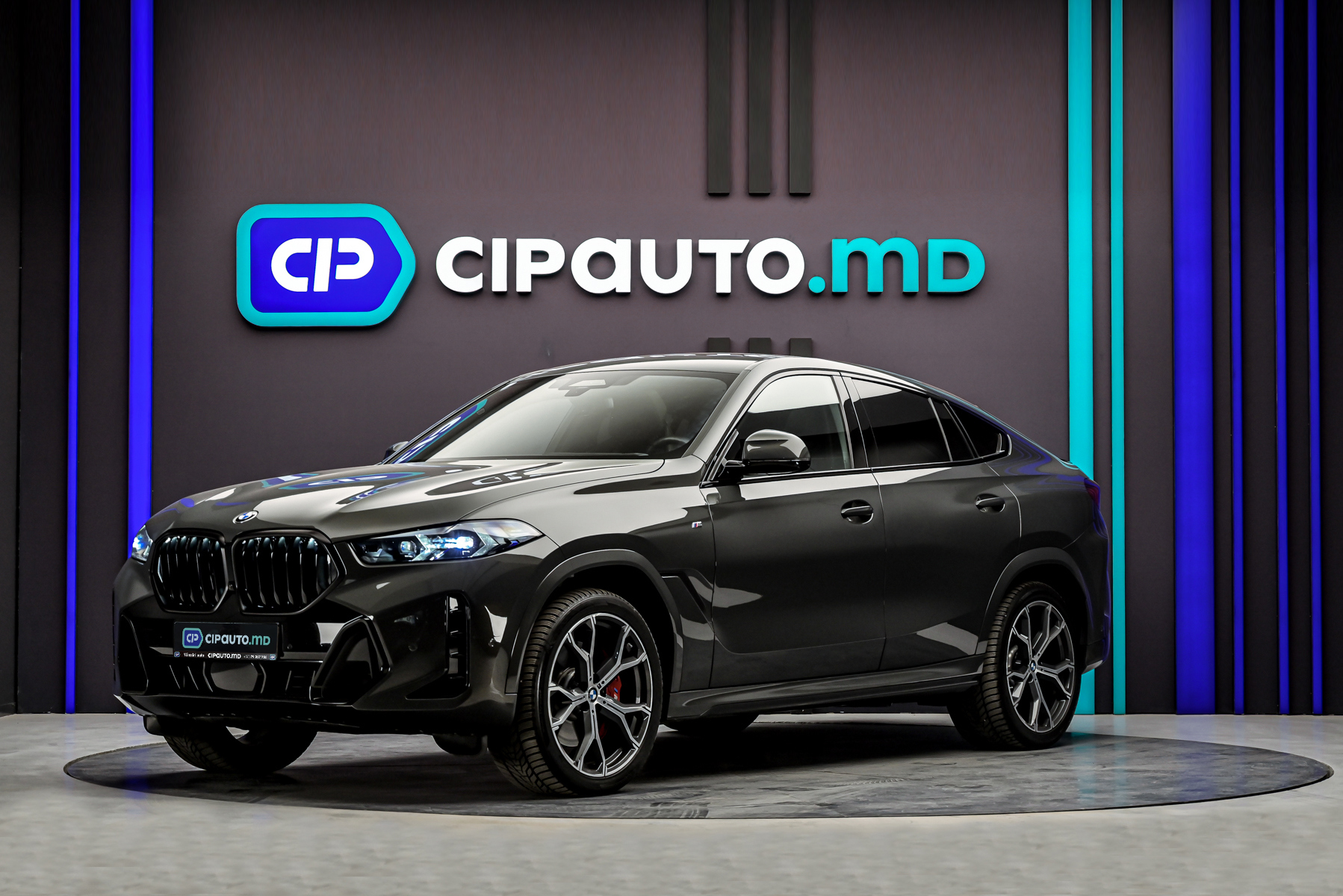 BMW X6 2023 - 45 000 km - Benzina - Automată