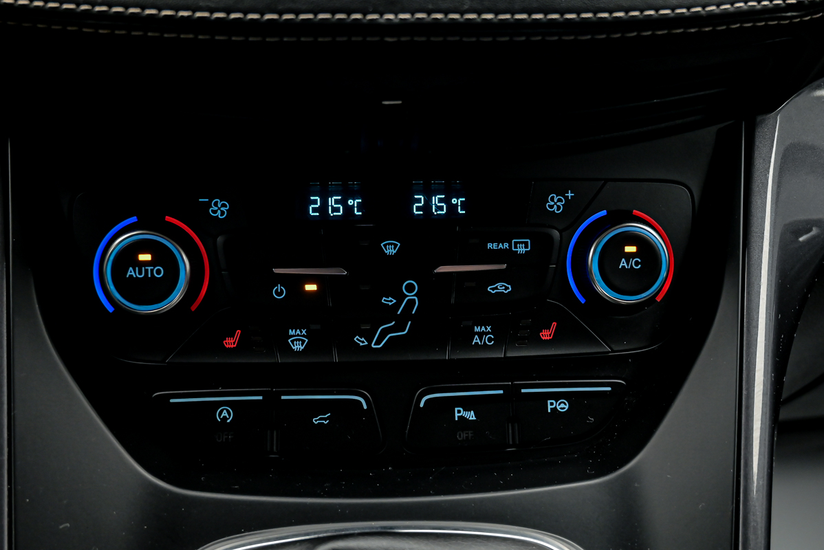 Ford Kuga 2017 11/14