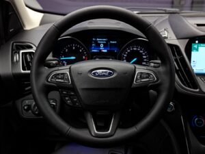 Ford Kuga 2017 9/13