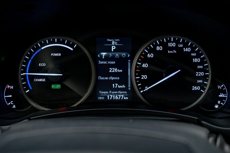 Lexus NX 300h2017 8/15