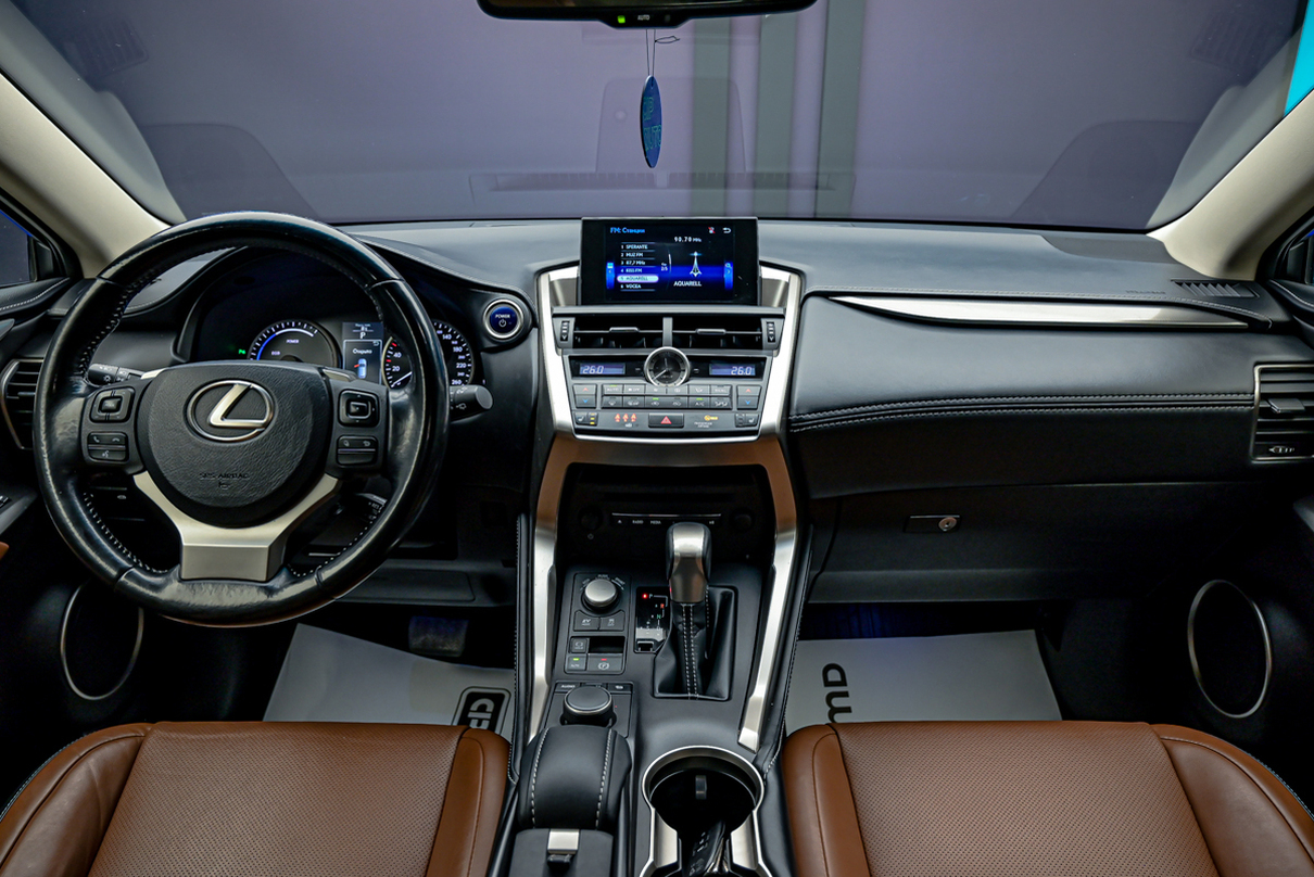 Lexus NX 300h2017 5/15