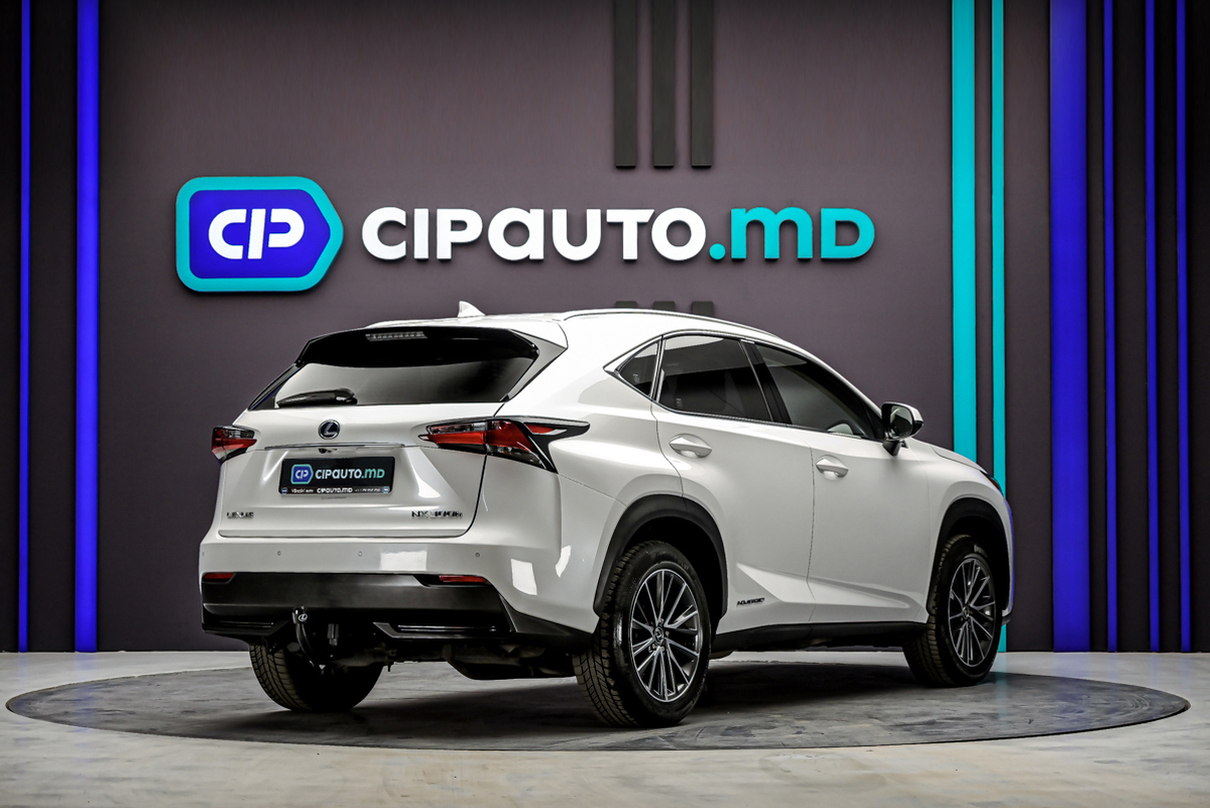Lexus NX 300h2017 3/15