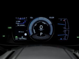 Lexus UX 250h 2020 8/15