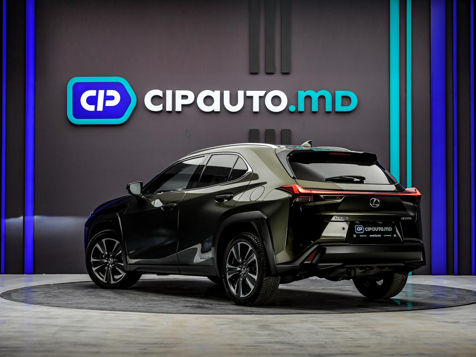Lexus UX 250h 2020 2/15