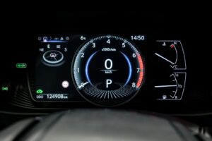 Lexus UX 250h 2021 8/15