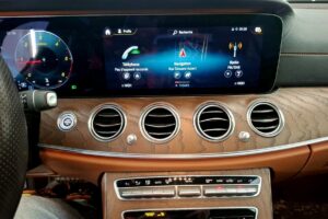 Mercedes-Benz E-Class 2020 9/9