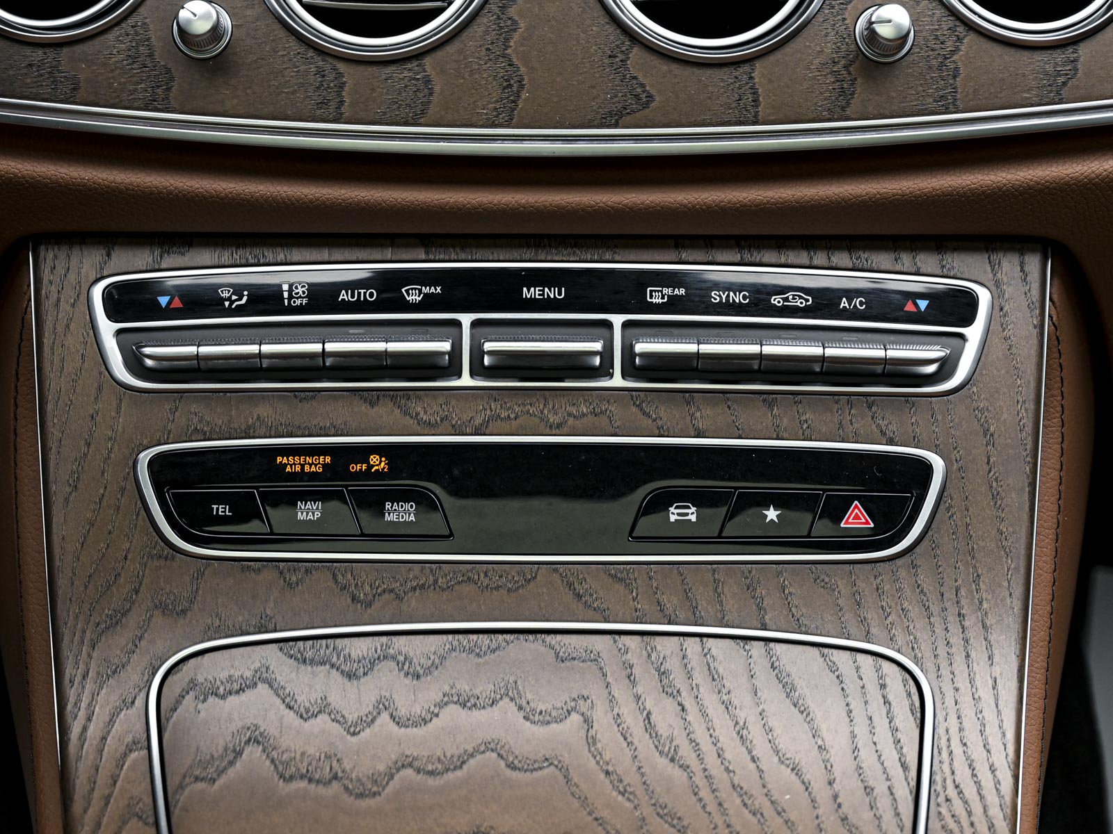 Mercedes-Benz E-Class 2020 11/84