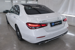Mercedes-Benz E-Class 2020 2/9