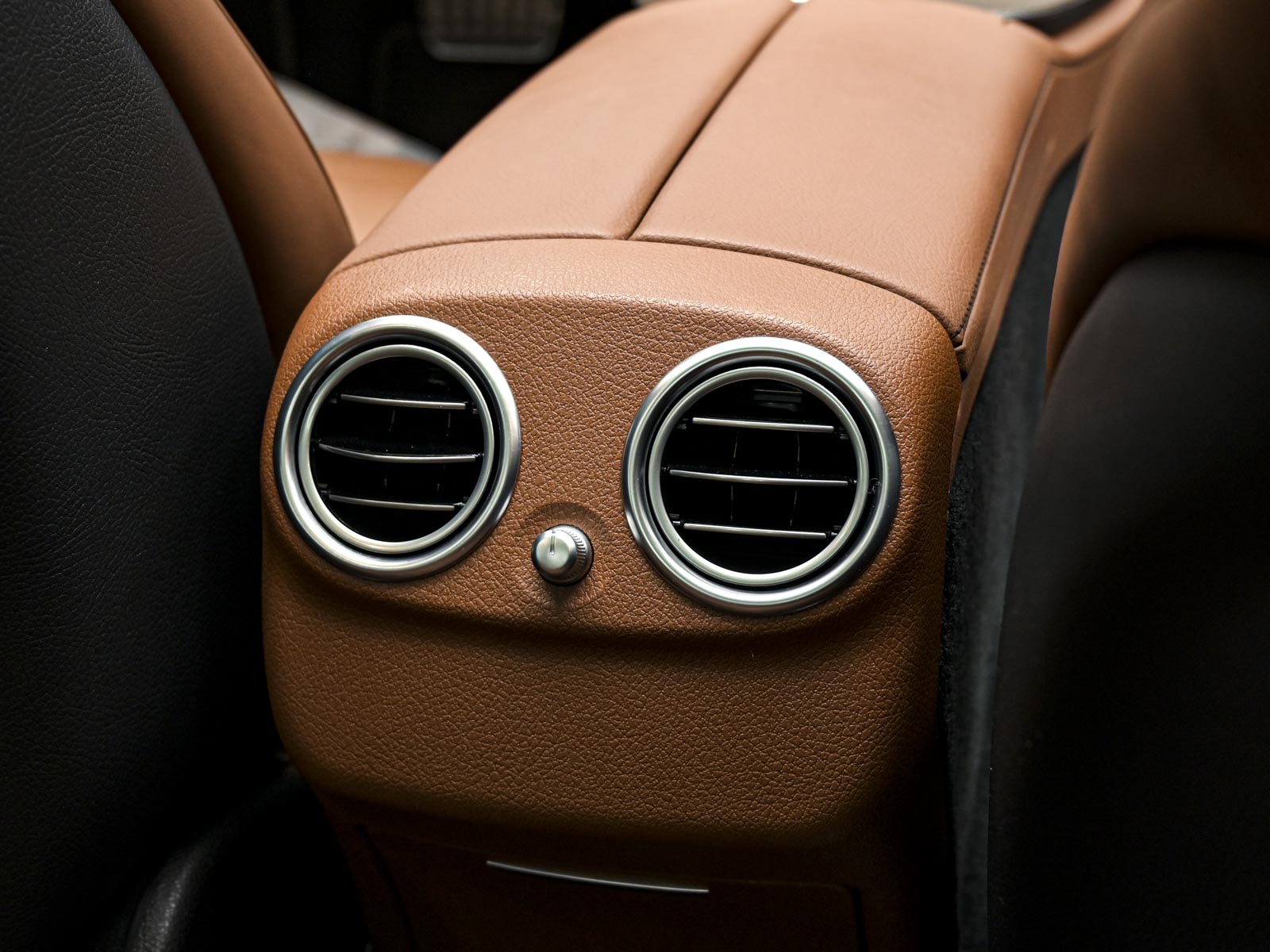 Mercedes-Benz E-Class 2020 53/84