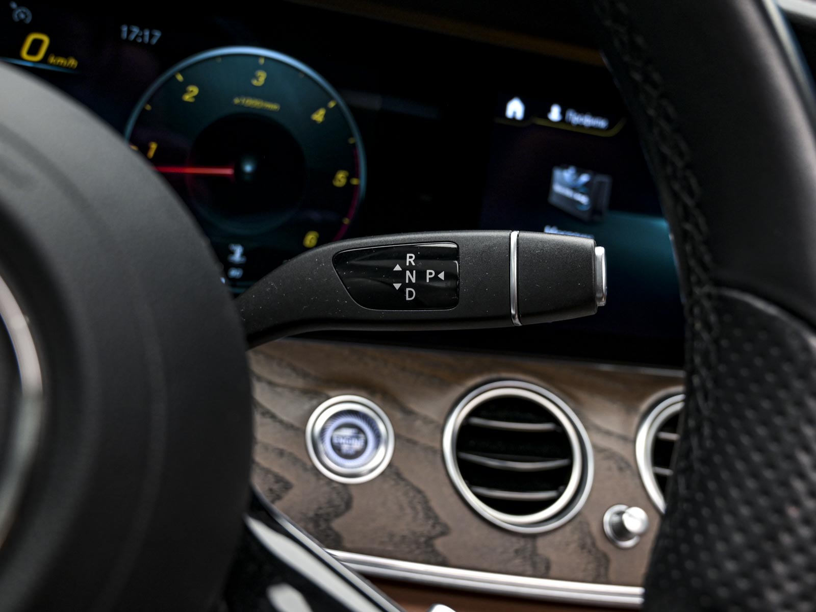 Mercedes-Benz E-Class 2020 61/84