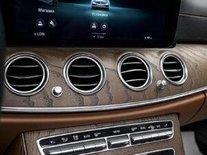 Mercedes-Benz E-Class 2020 64/84