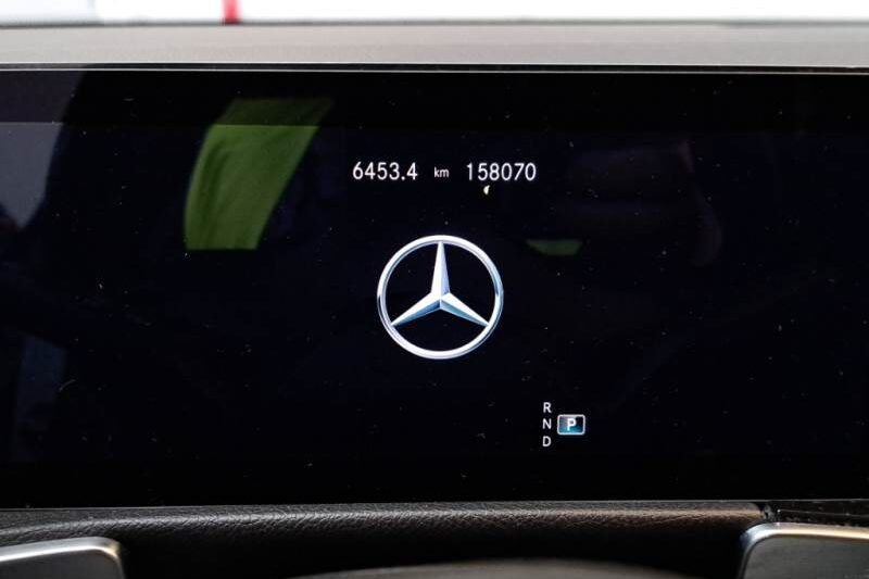 Mercedes-Benz GLB 2021 8/10