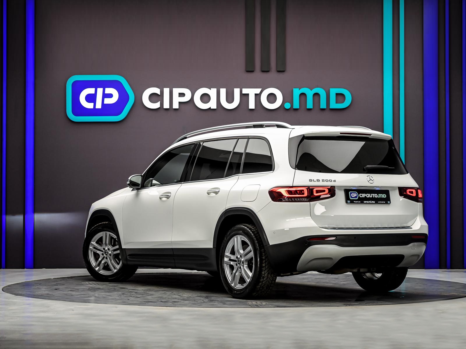 Mercedes-Benz GLB 2021 2/14