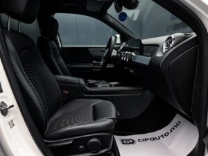 Mercedes-Benz GLB 2021 6/14