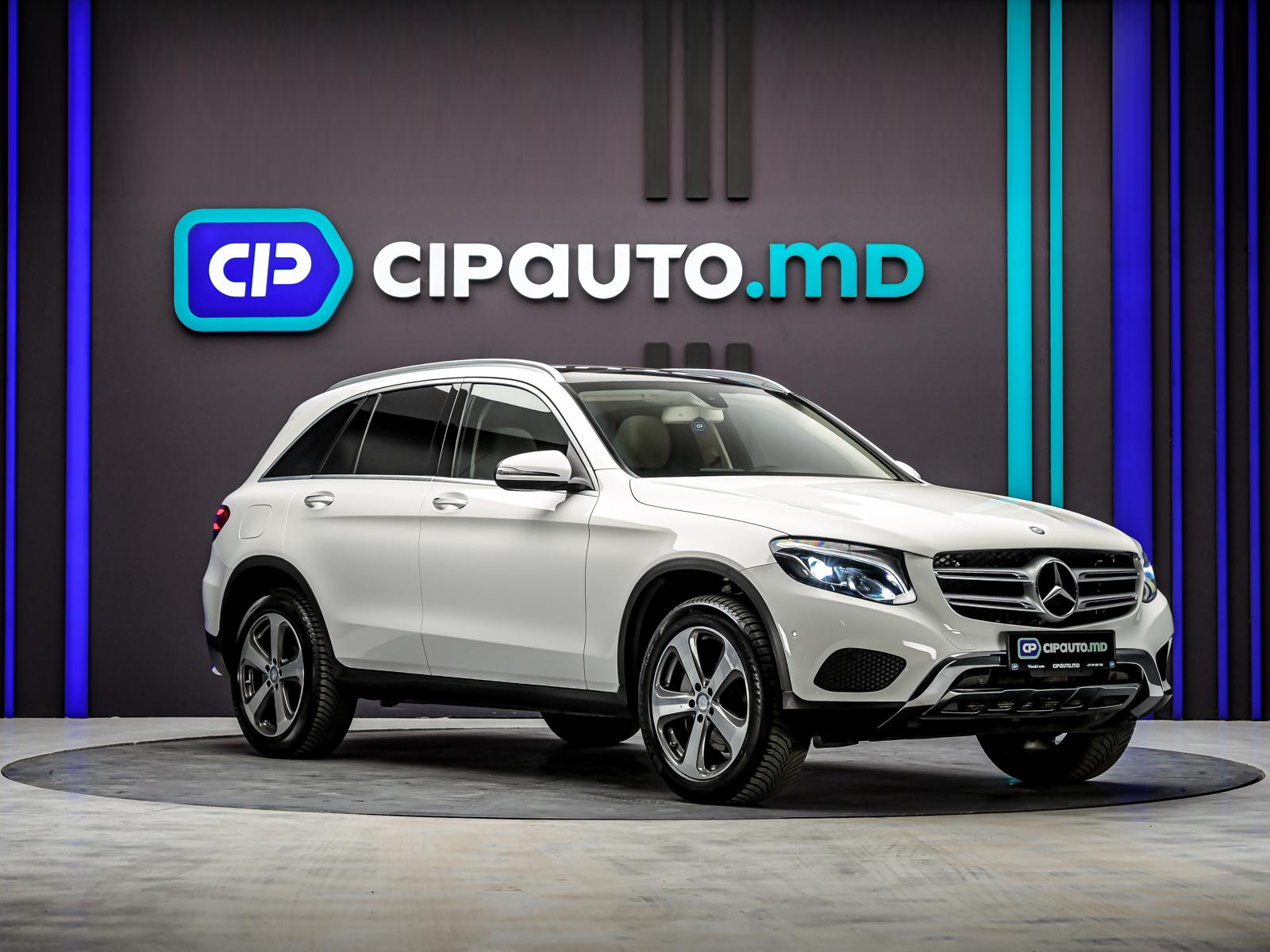 Mercedes-Benz GLC 2016 4/14