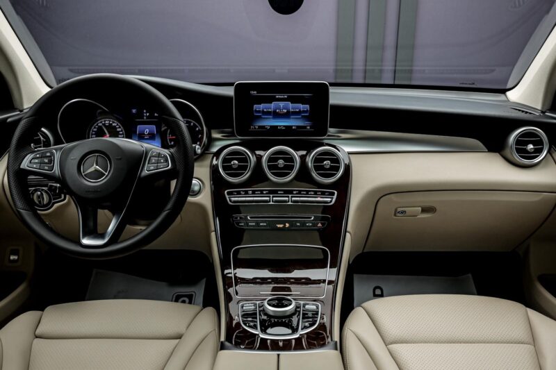 Mercedes-Benz GLC 2016 5/14