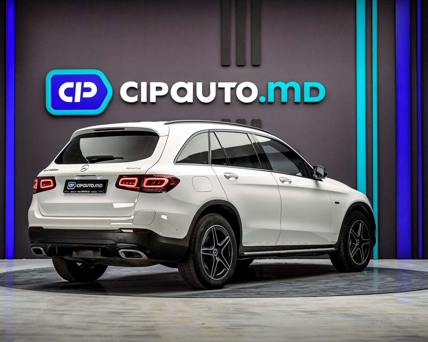 Mercedes-Benz GLC 300de2021 3/17