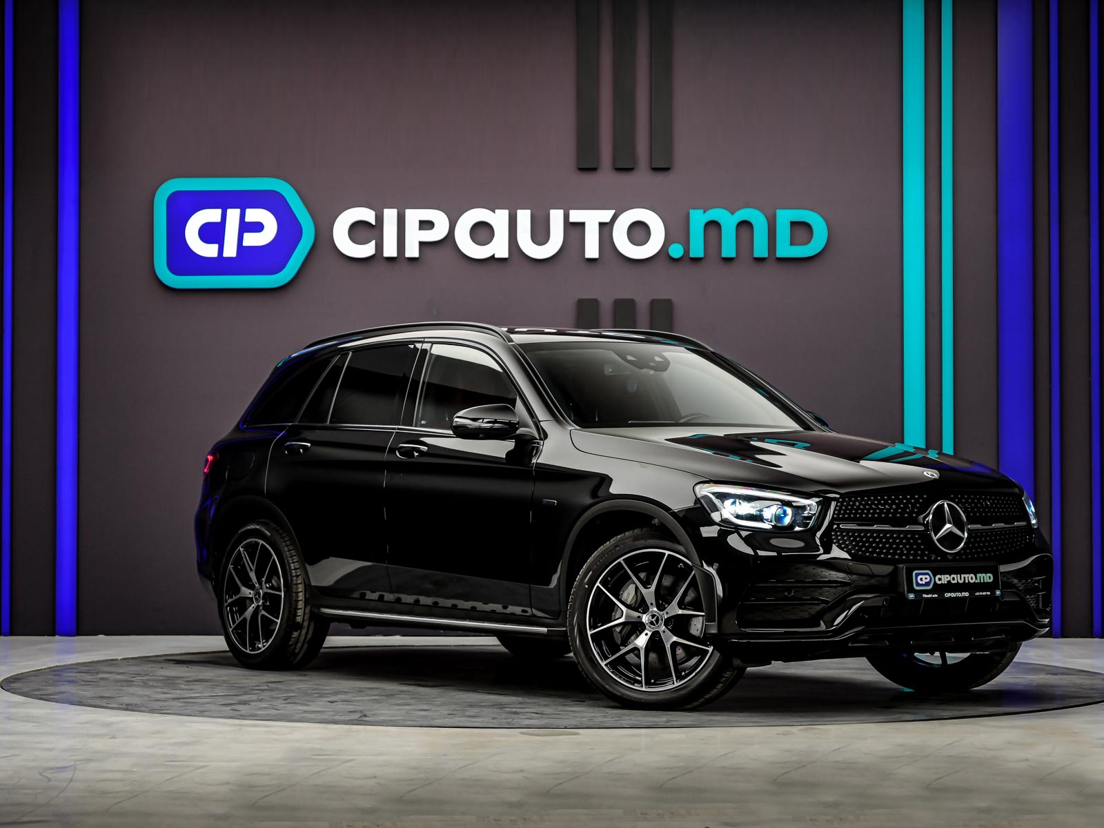 Mercedes-Benz GLC 300de2021 4/14