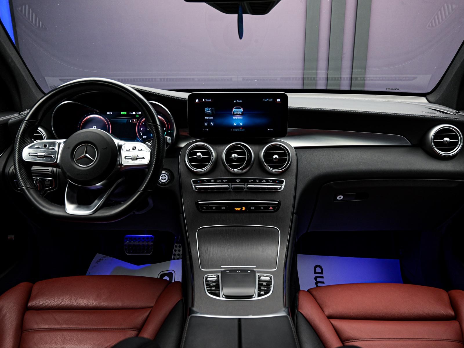 Mercedes-Benz GLC 300de2021 5/14