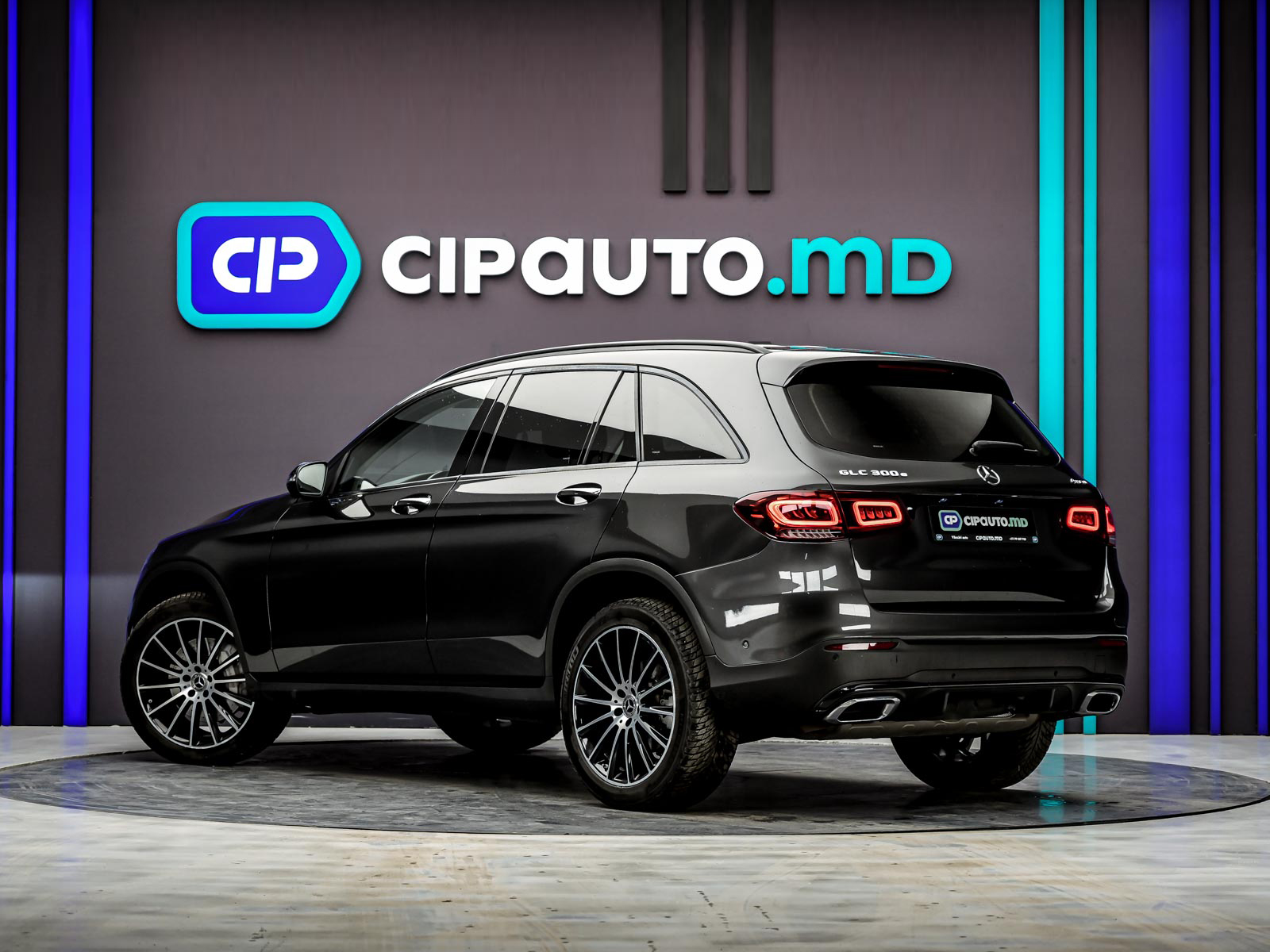 Mercedes-Benz GLC 2021 2/14