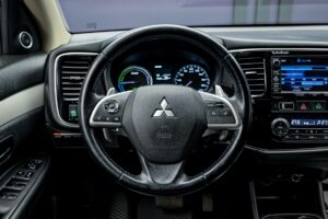Mitsubishi Outlander 2013 9/14