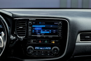 Mitsubishi Outlander 2013 10/14