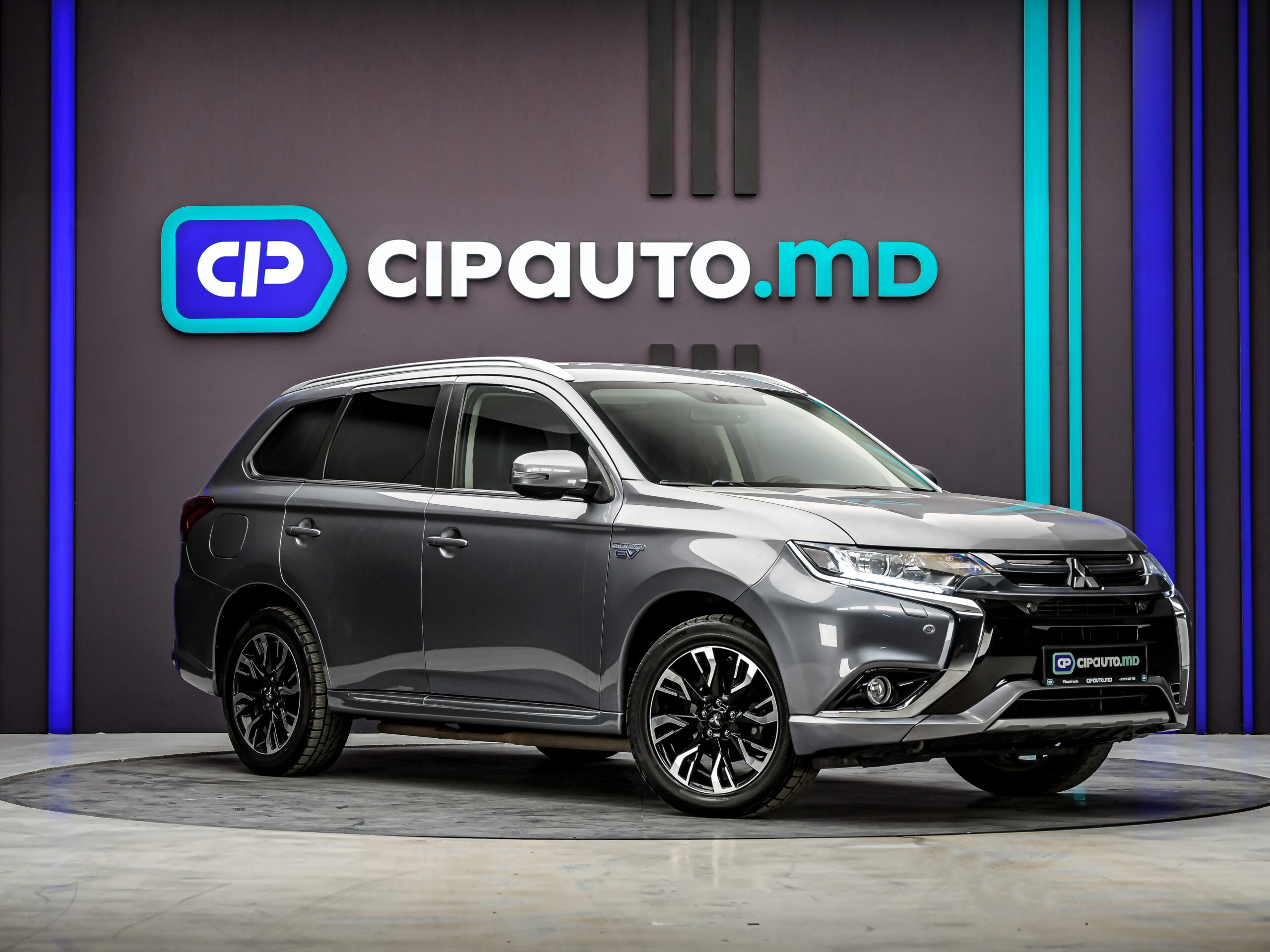 Mitsubishi Outlander 2015 4/14