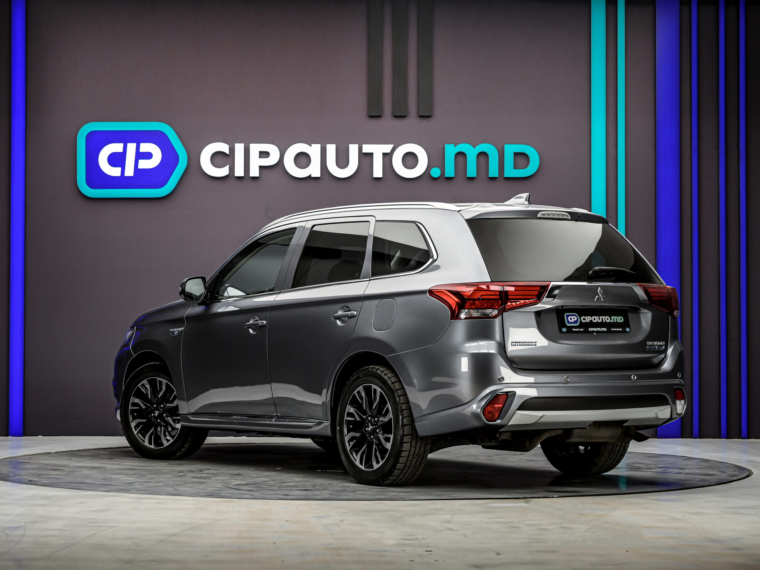 Mitsubishi Outlander 2015 2/14