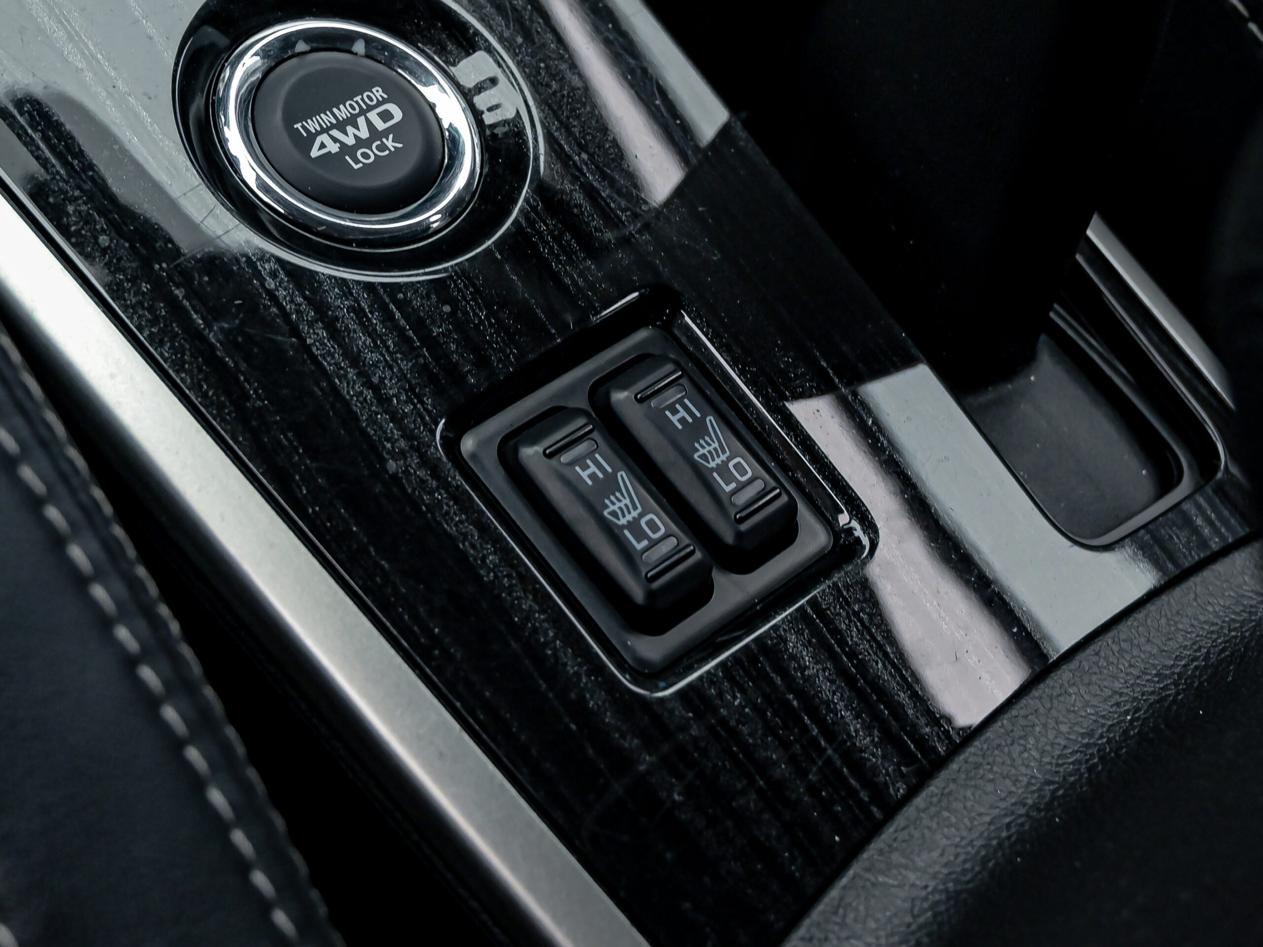 Mitsubishi Outlander 2015 13/14