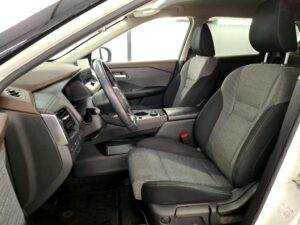 Nissan X-Trail 2023 8/10